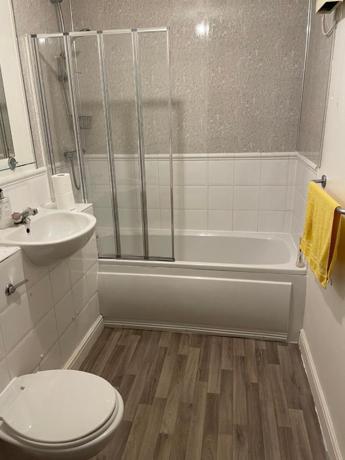 Entire 2 Bedroom Apartment Free Parking Saffron Walden Zewnętrze zdjęcie